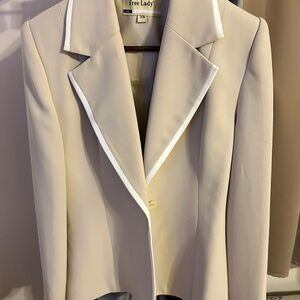 Women's Cream Blazer